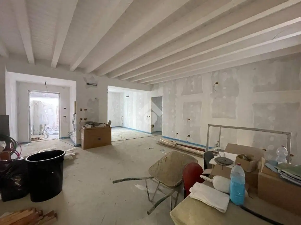 Trilocale via Ponte Fabbro 82, Centro, Cologne - foto 2