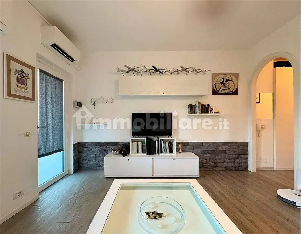 Bilocale via Raffaello Sanzio, 10, Dormelletto - foto 5