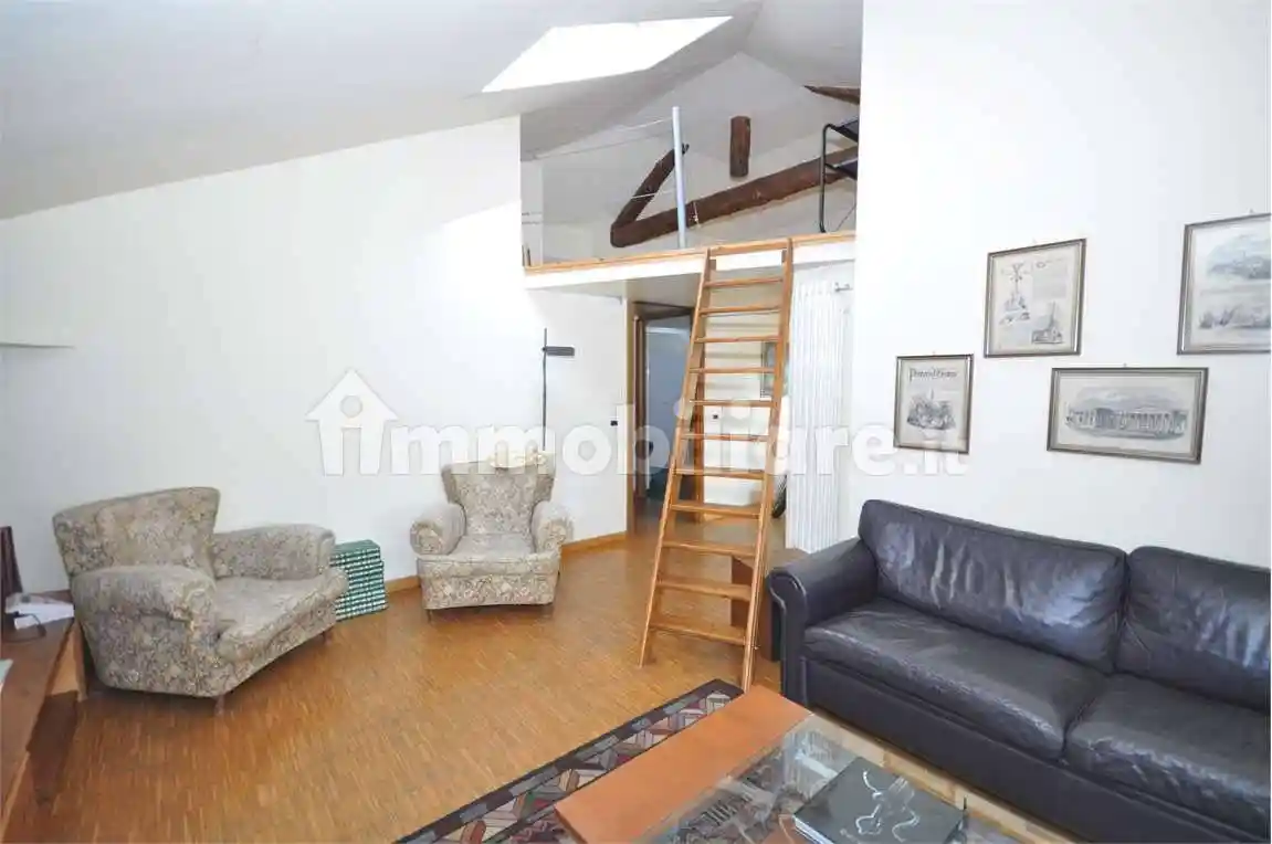 Villa bifamiliare, da ristrutturare, 265 m², Druento - foto 4