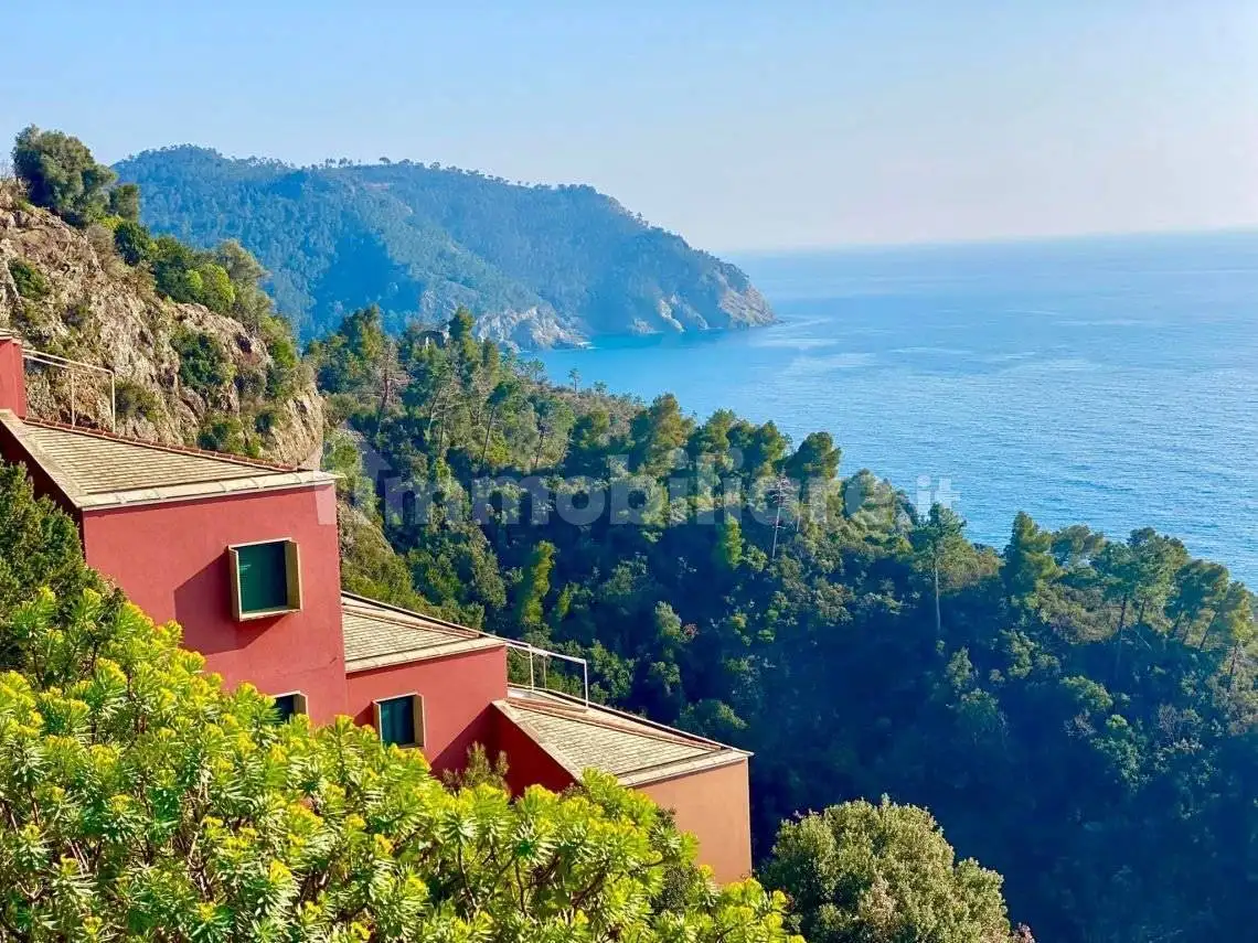 Appartamento in vendita a Framura