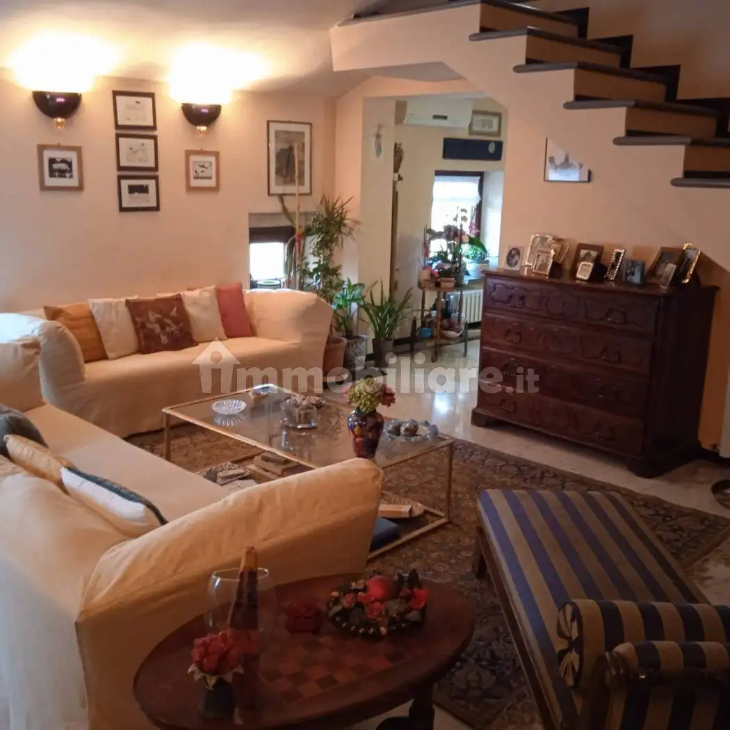 Villa in vendita a Piacenza