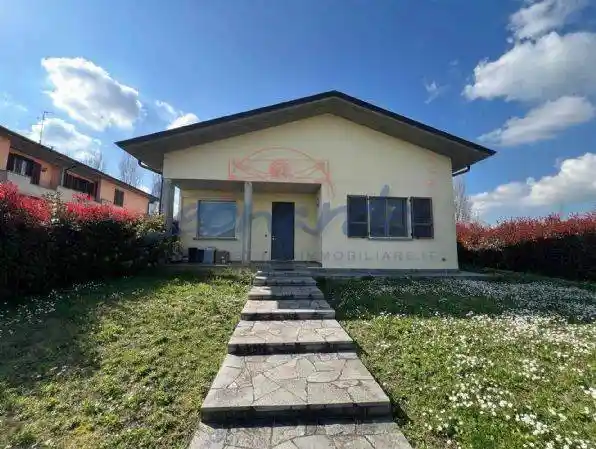 Villa in vendita a Rivergaro