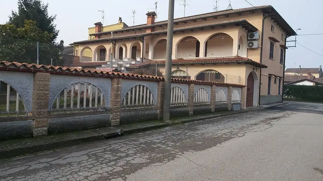 Palazzo - Edificio in vendita a Torre de' Picenardi