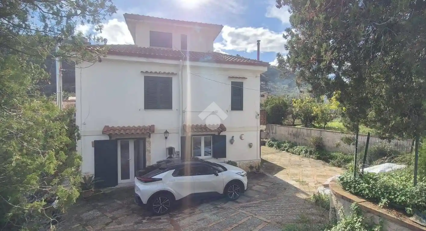 Villa in vendita a Monreale