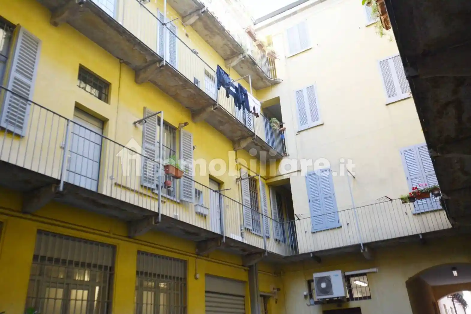 Bilocale corso San Gottardo 15, Corso San Gottardo, Milano - foto 2