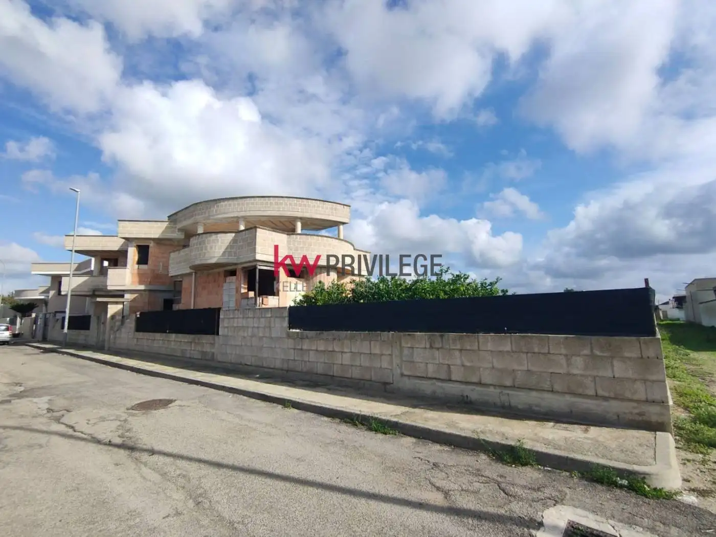 Villa in vendita a Salice Salentino