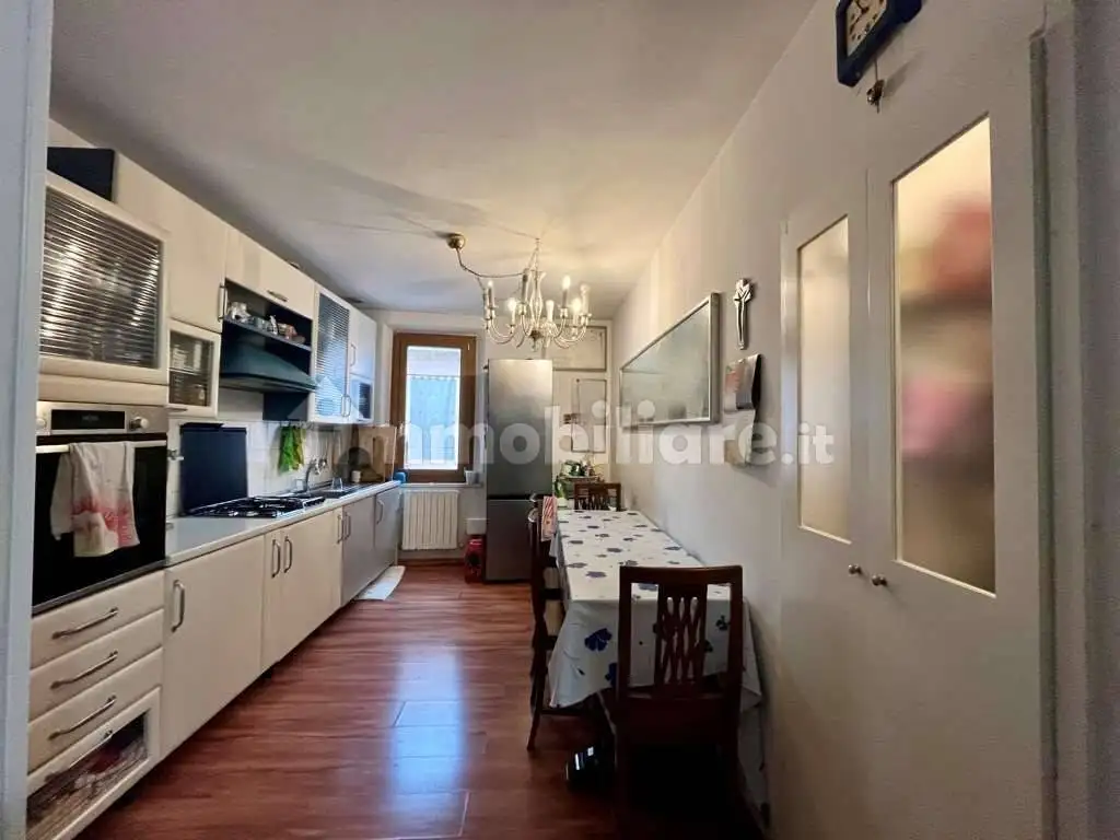 Appartamento buono stato, primo piano, Centro, Agugliano - foto 2