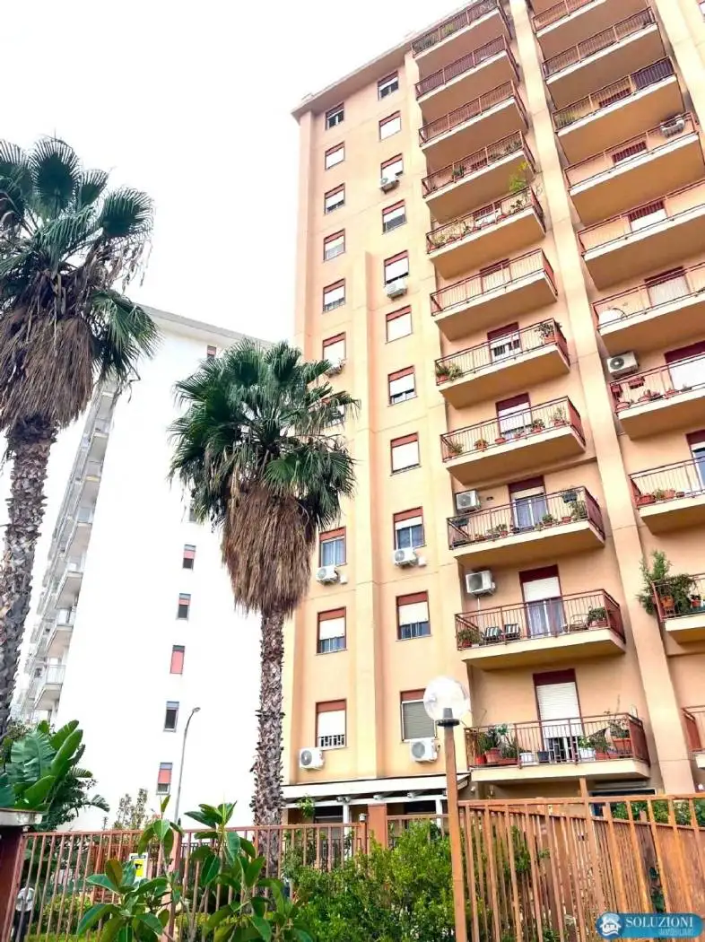 Appartamento in vendita a Palermo