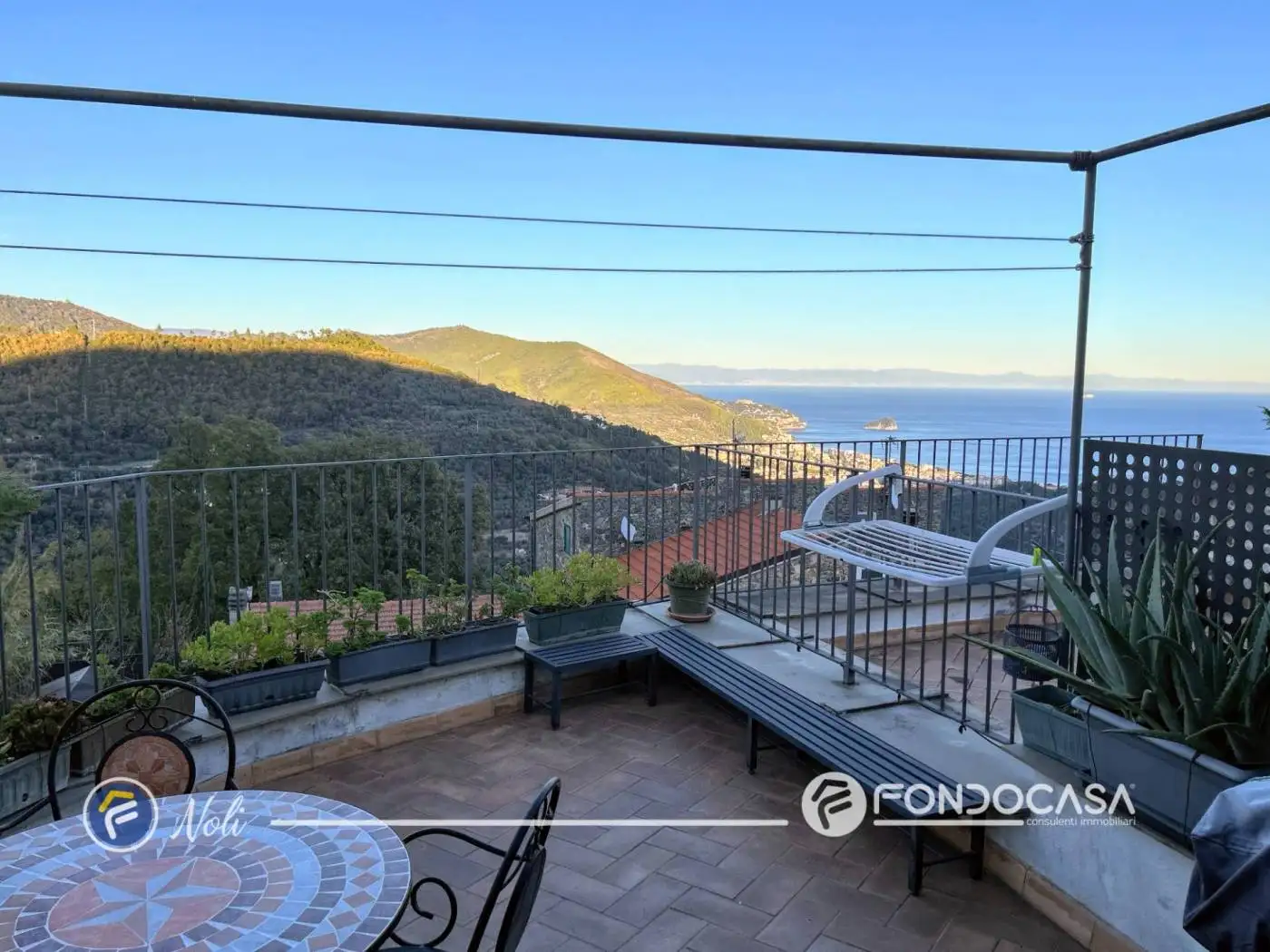 Appartamento in vendita a Noli