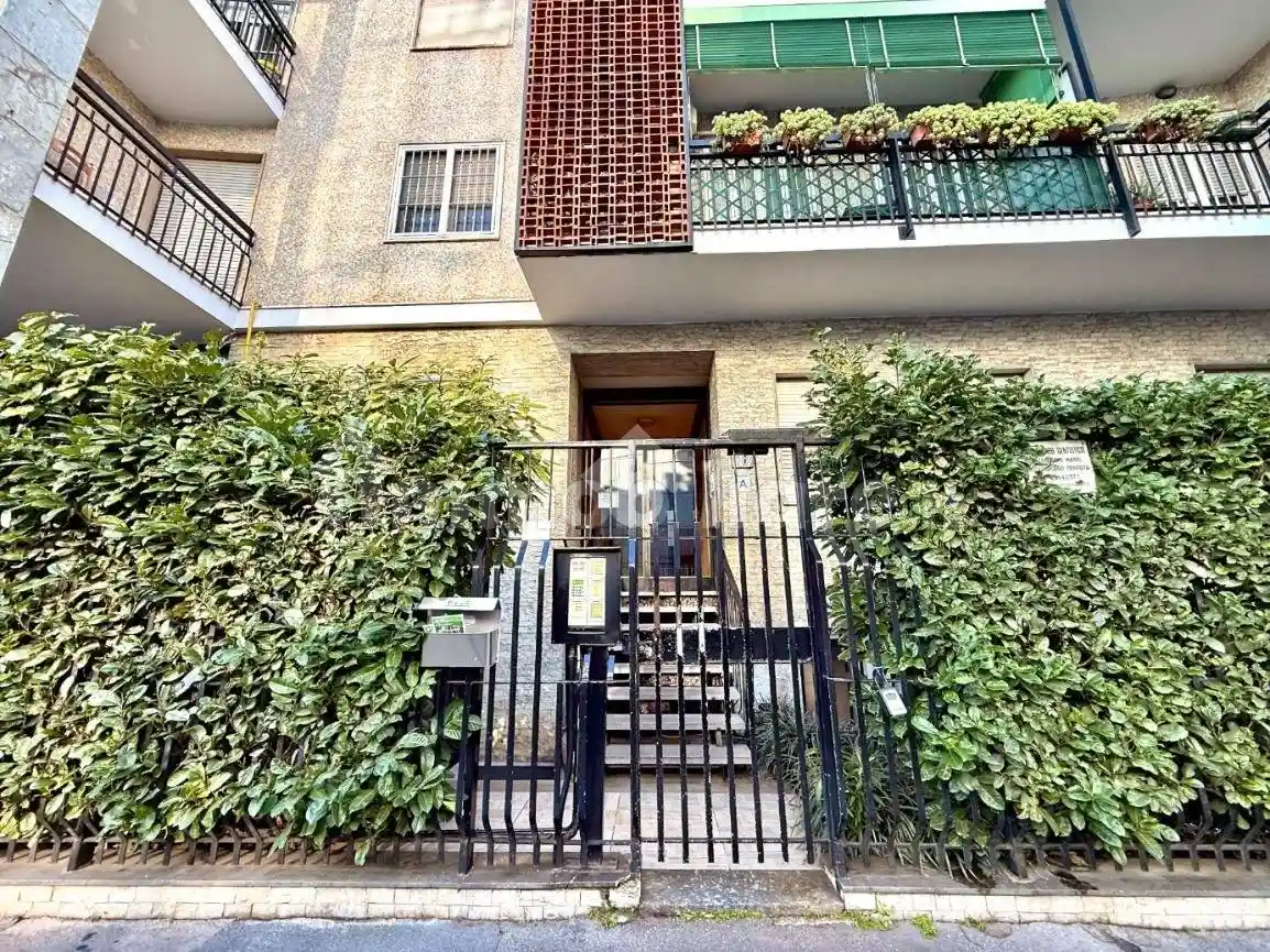 Trilocale via Tolmezzo 18, Udine, Milano - foto 2