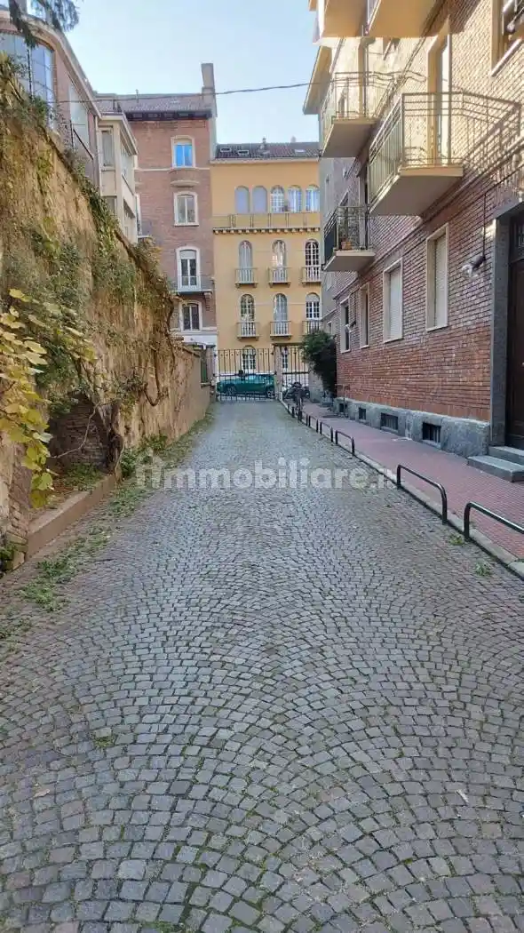 Trilocale via Sommacampagna 11, Gran Madre - Crimea, Torino - foto 2