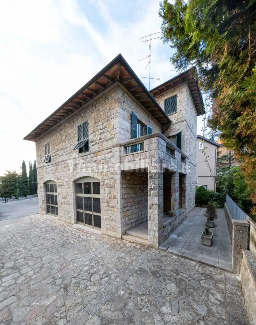 Villa in vendita a Perugia