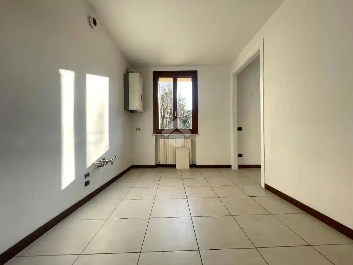 Trilocale via Camillo Benso di Cavour 10, Piadena, Piadena Drizzona - foto 3