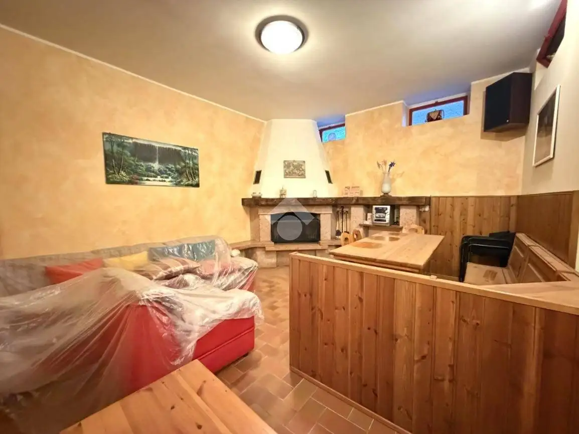 Trilocale via Sandro Pertini 10, Carobbio, Carobbio degli Angeli - foto 4