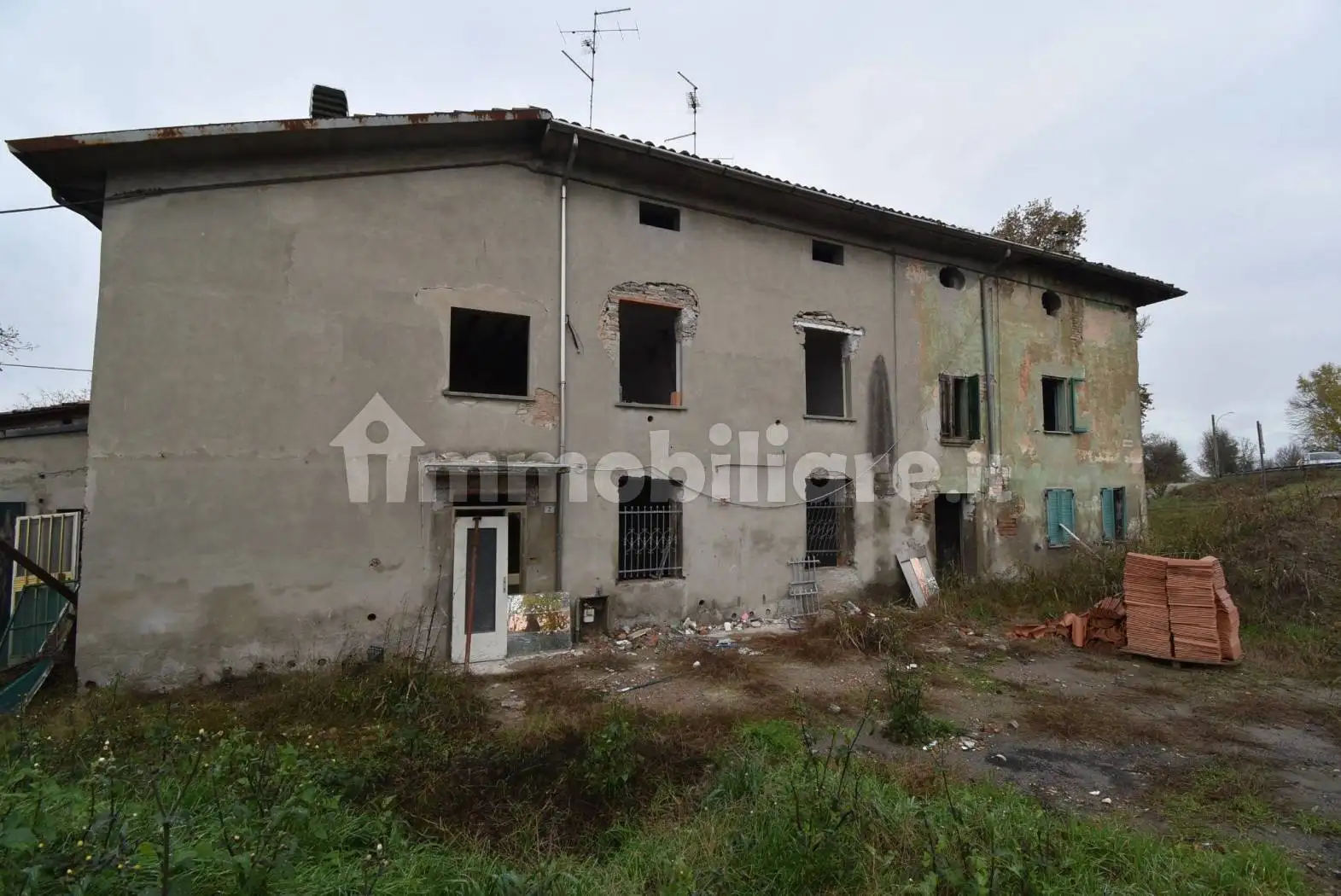 Casa indipendente in vendita a Gualtieri