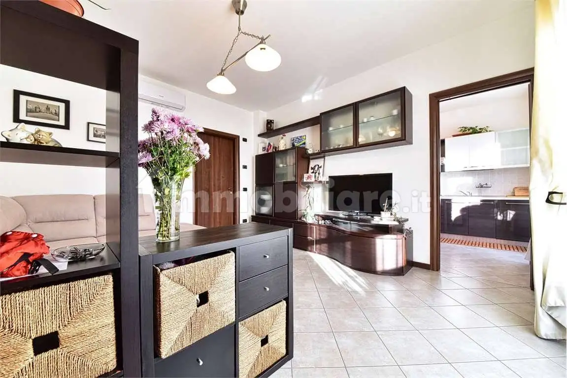 Appartamento in vendita a Cogliate