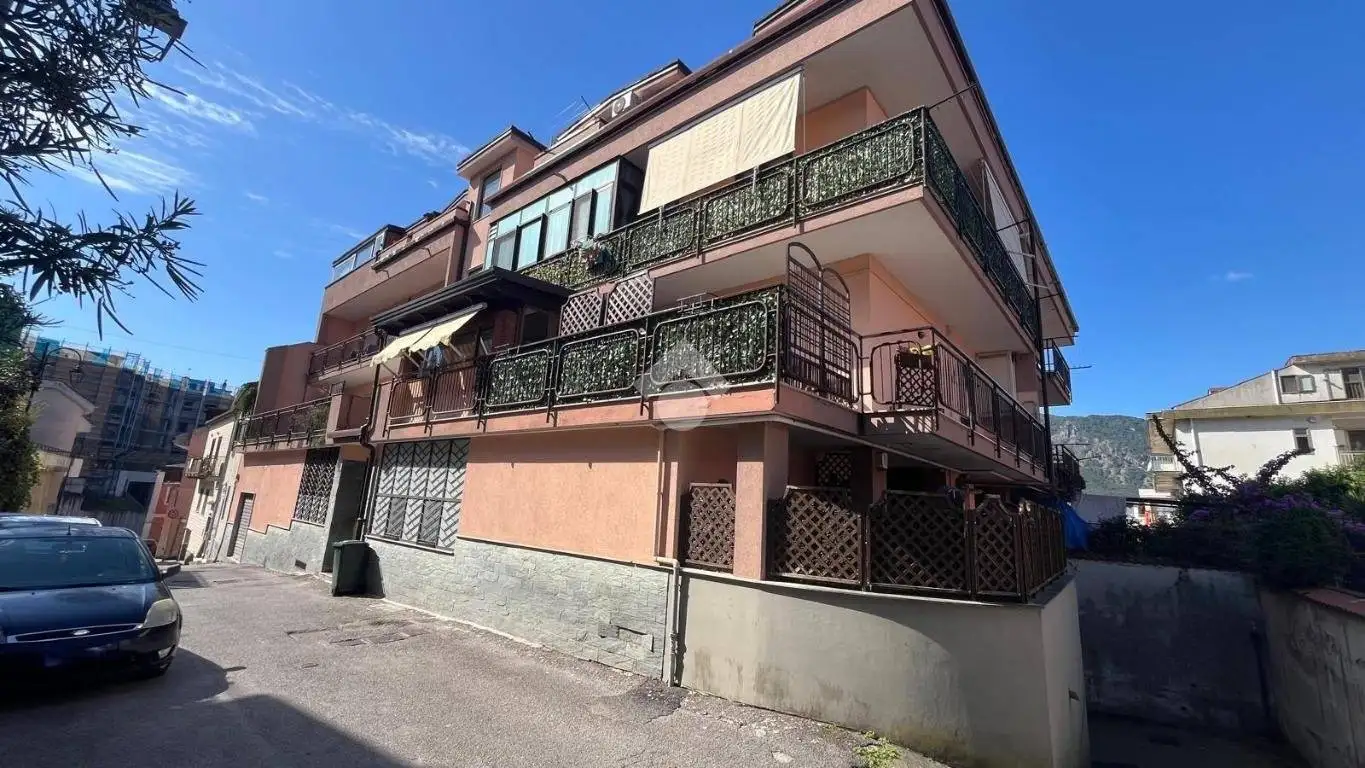 Bilocale via a.villari 35, Antessano, Baronissi - foto 2