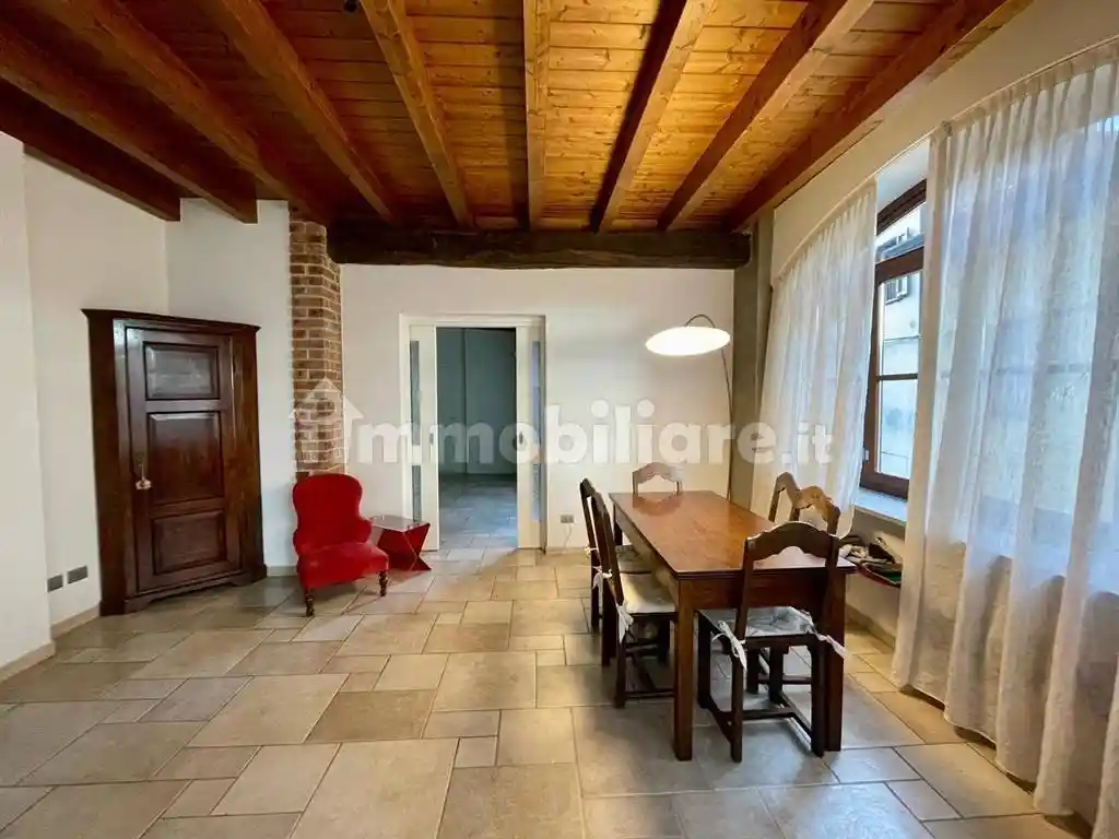 Bilocale piazza Giovanni XXIII, Centro, Cavaria con Premezzo - foto 2