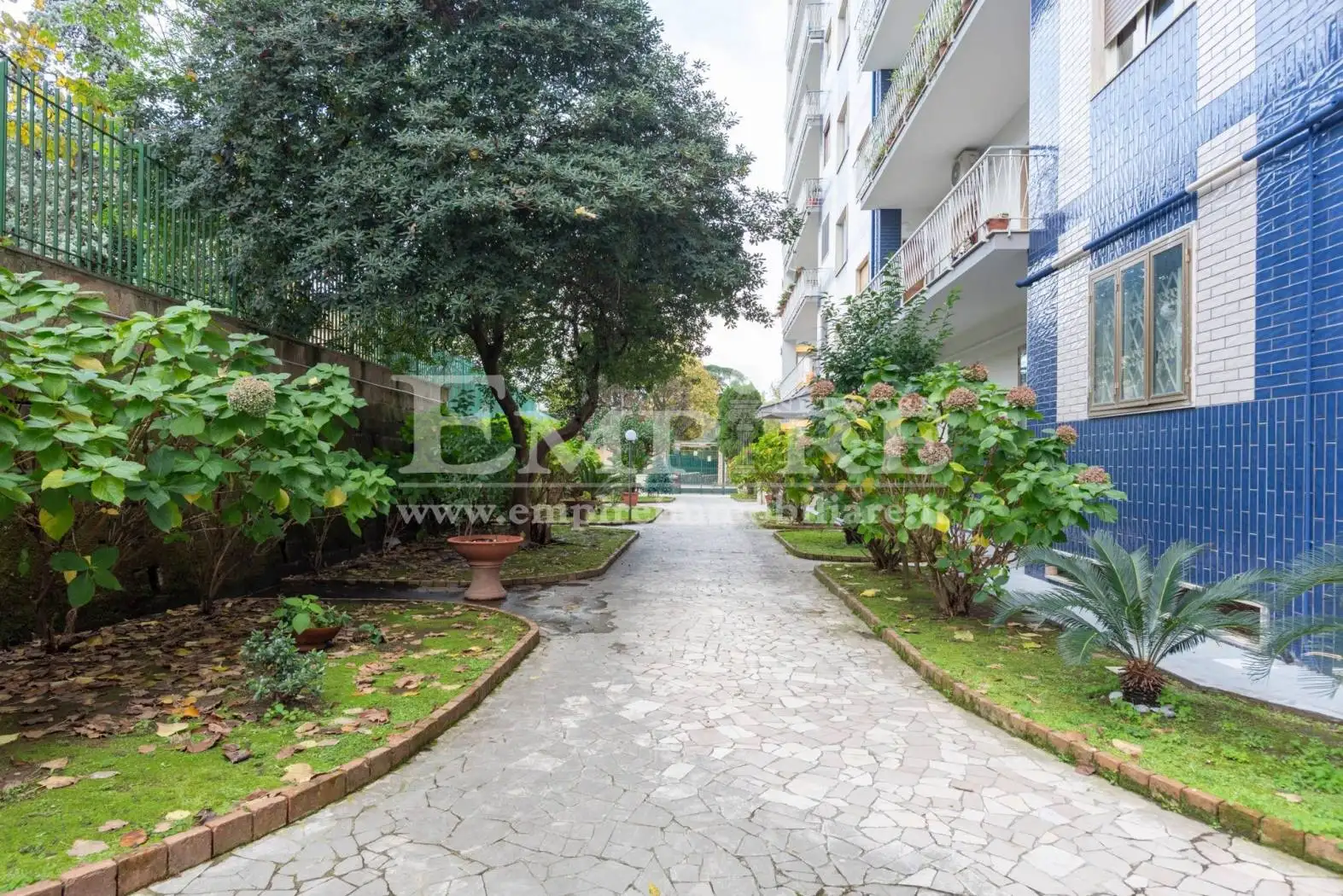 Appartamento in vendita a Napoli