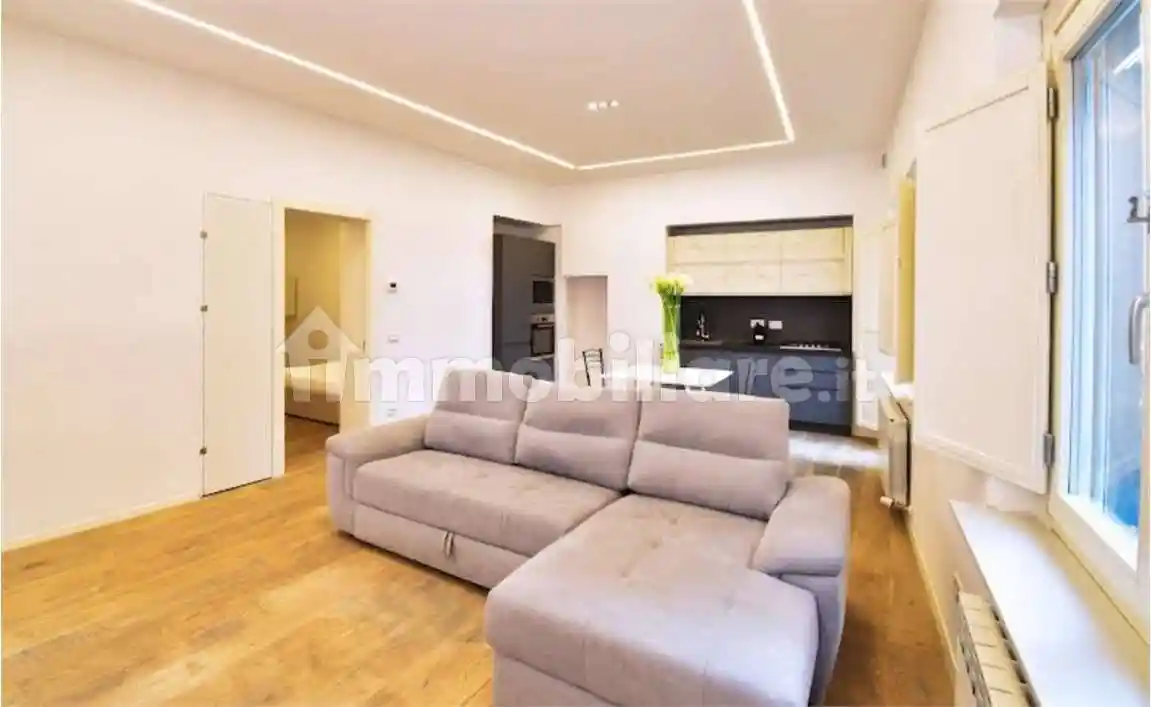 Bilocale via Della Luna, 14, Centro Storico, Perugia - foto 3