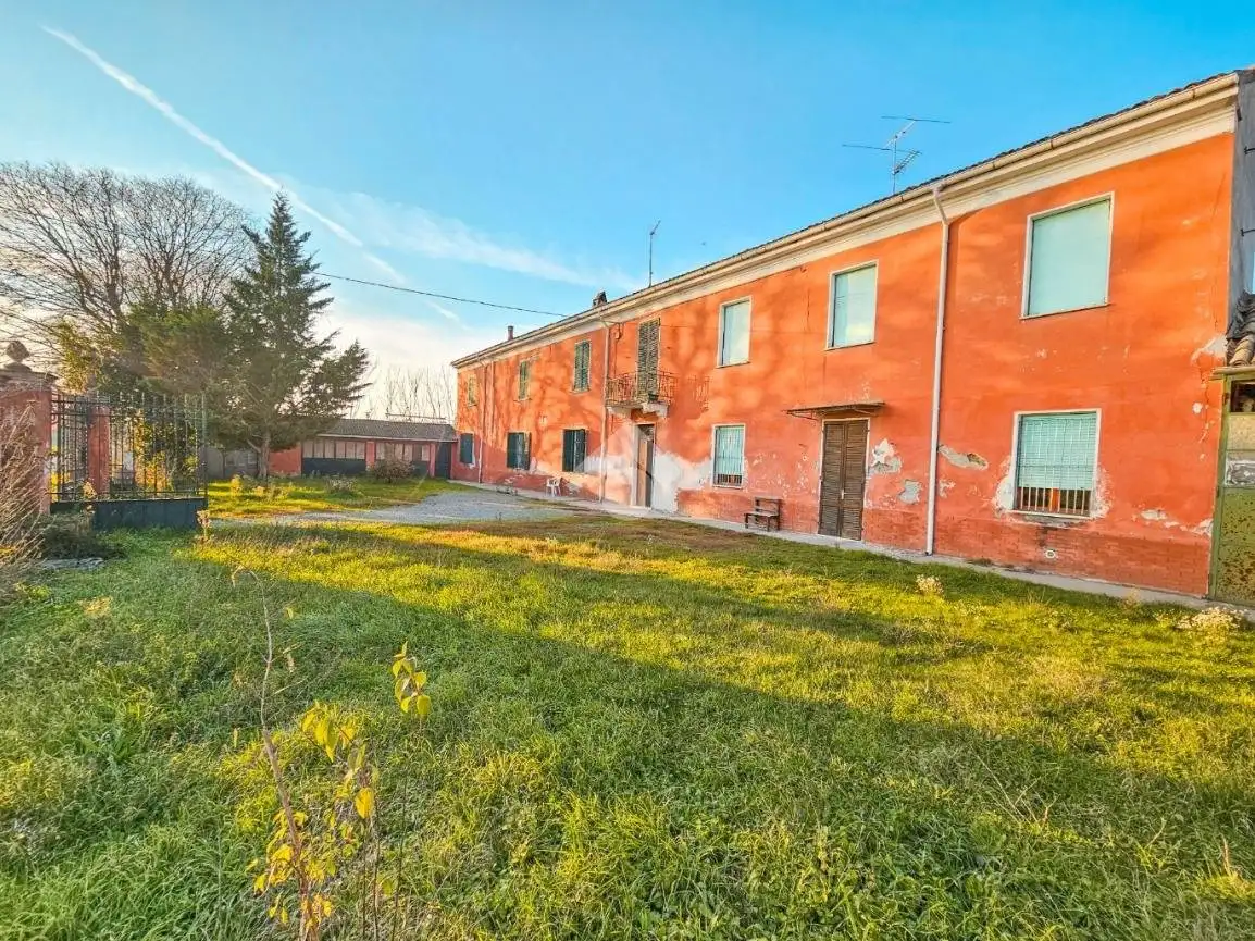 Casa indipendente in vendita a Alessandria