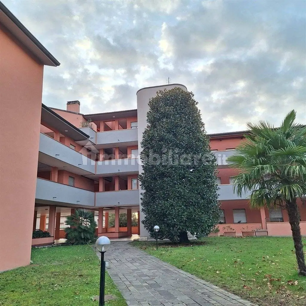 Appartamento in vendita a Seregno
