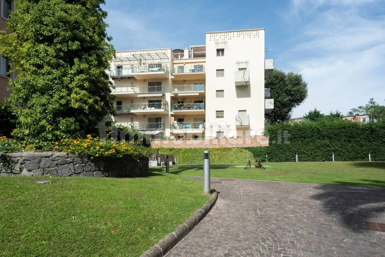 Appartamento in vendita a Napoli