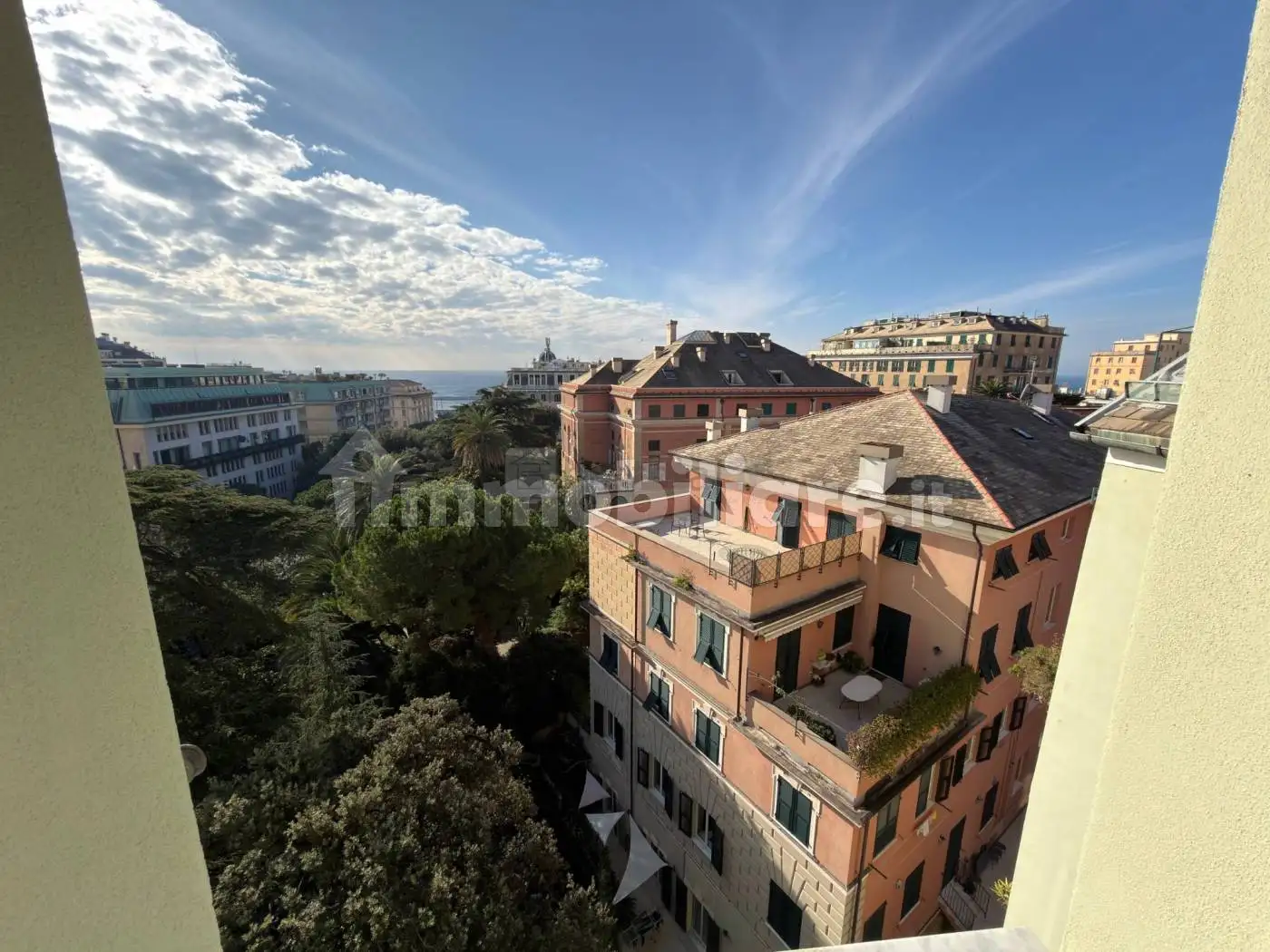 Appartamento in vendita a Genova