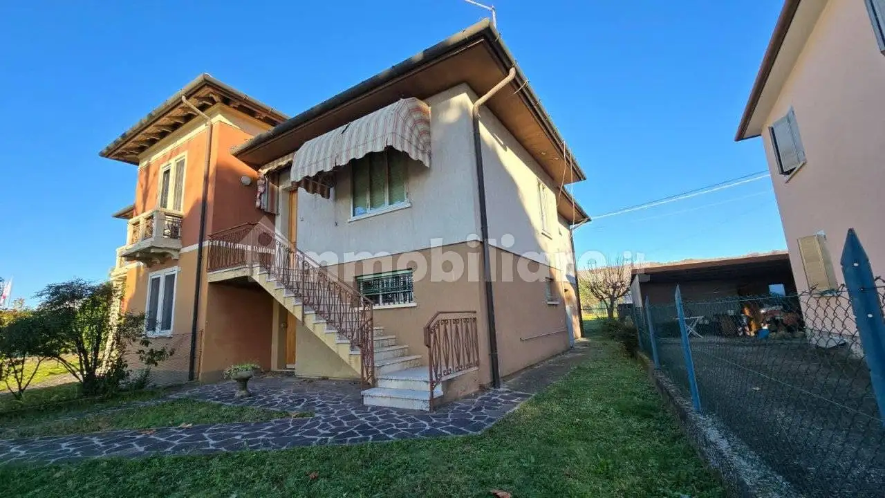 Villa in vendita a Volpago del Montello
