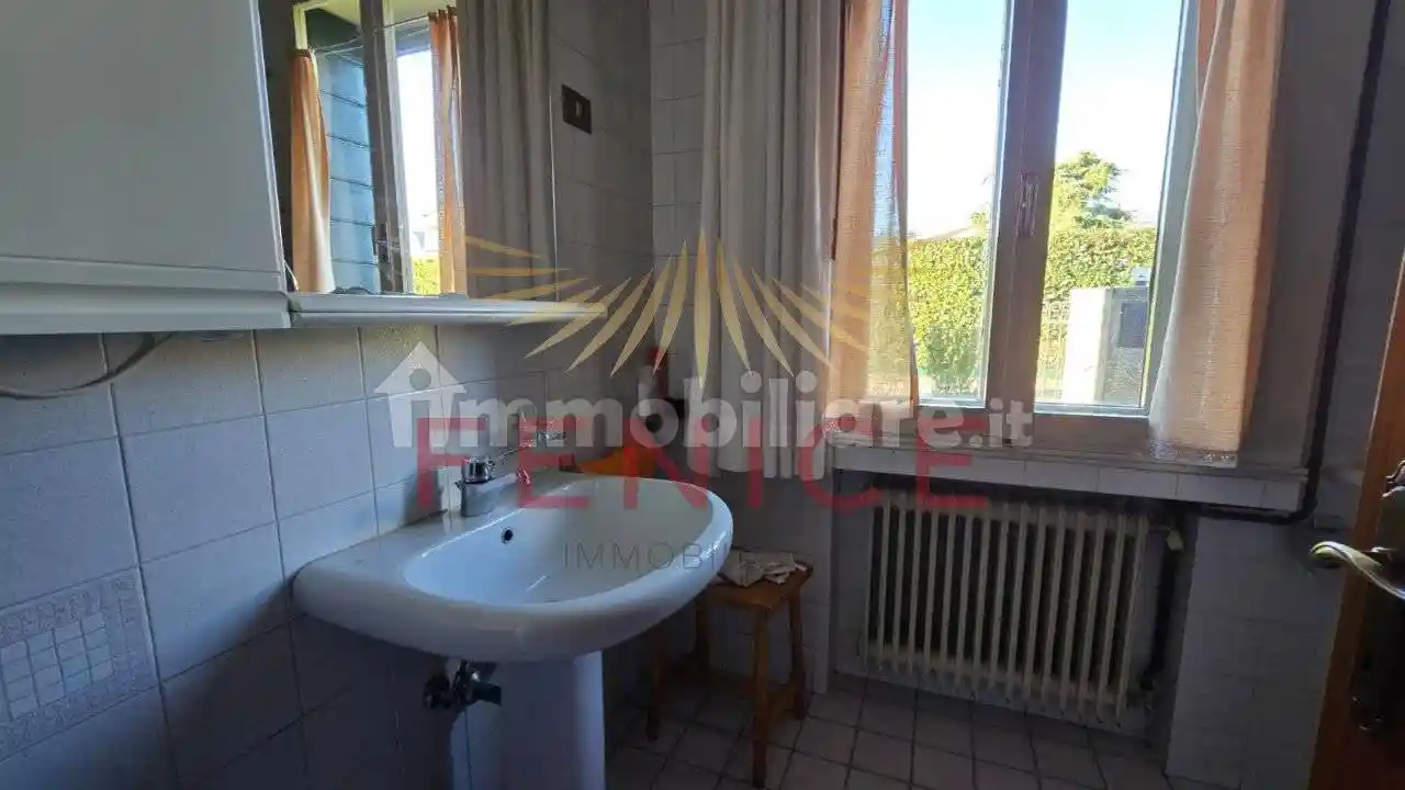 Villa bifamiliare via Schiavonesca Nuova 12, Centro, Volpago del Montello - foto 5