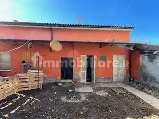Casa indipendente in asta a Langosco