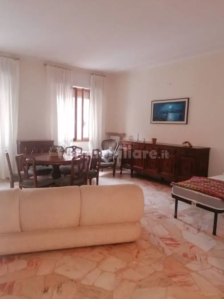 Appartamento in affitto a Genova