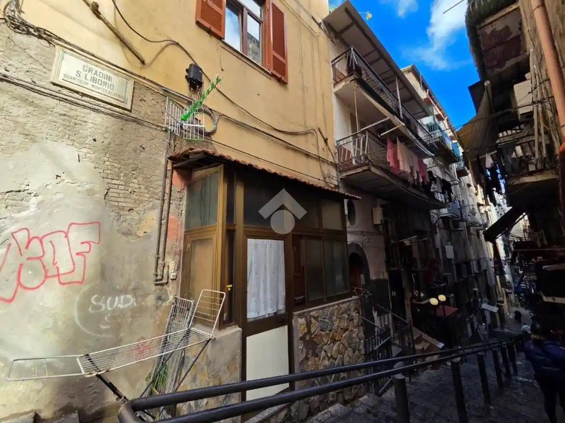 Bilocale Gradini San Liborio 10, Monte Santo, Napoli - foto 5