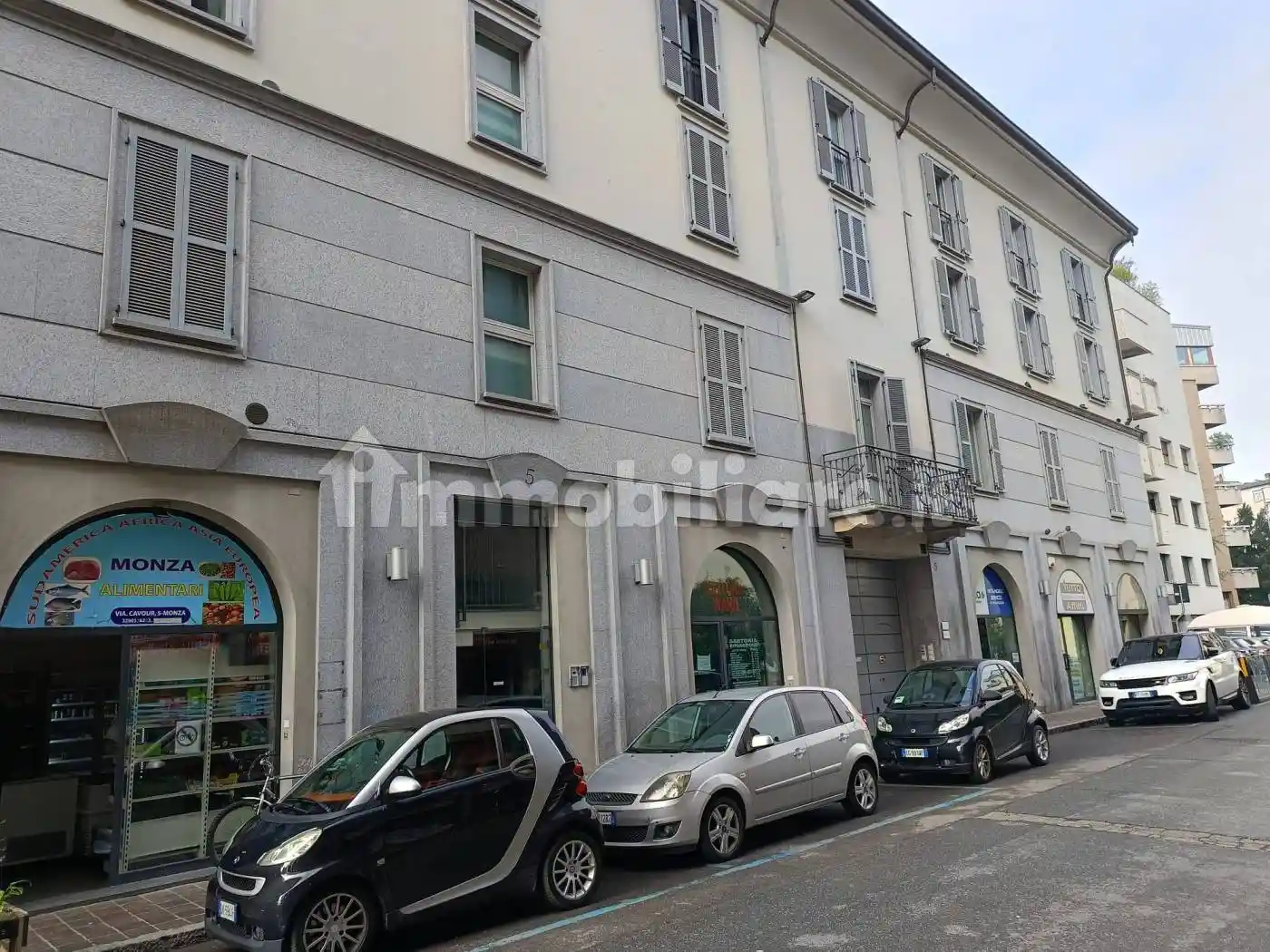 Bilocale via Camillo Benso di Cavour 5, San Carlo - Stazione, Monza - foto 3