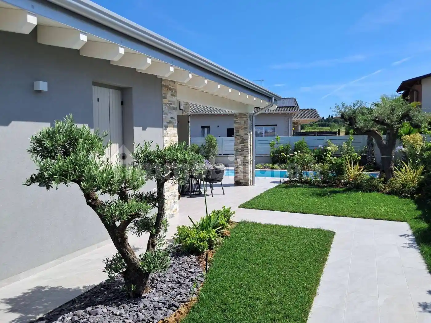 Villa in vendita a Lonato del Garda