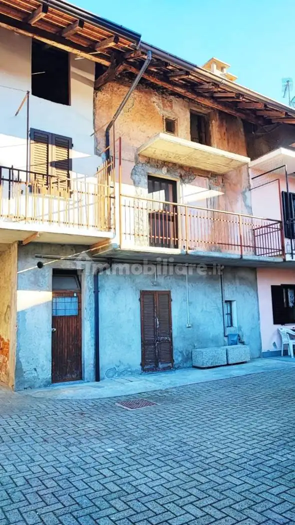 Terratetto unifamiliare via Orgoglia 48, Centro, Borgo Ticino - foto 3