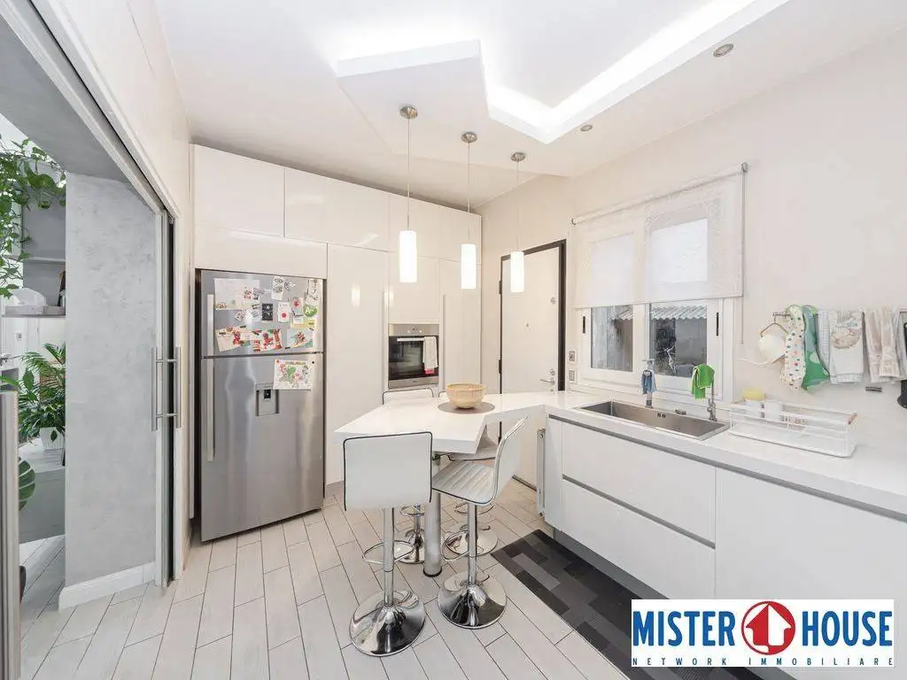 Trilocale via Giuseppe Verdi 2, Centro, Muggiò - foto 3