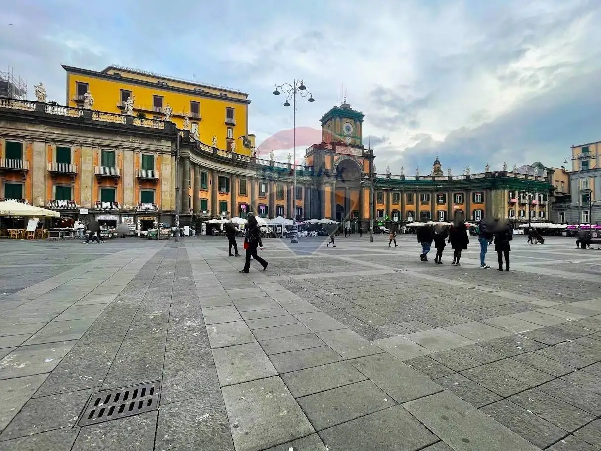 Appartamento in vendita a Napoli