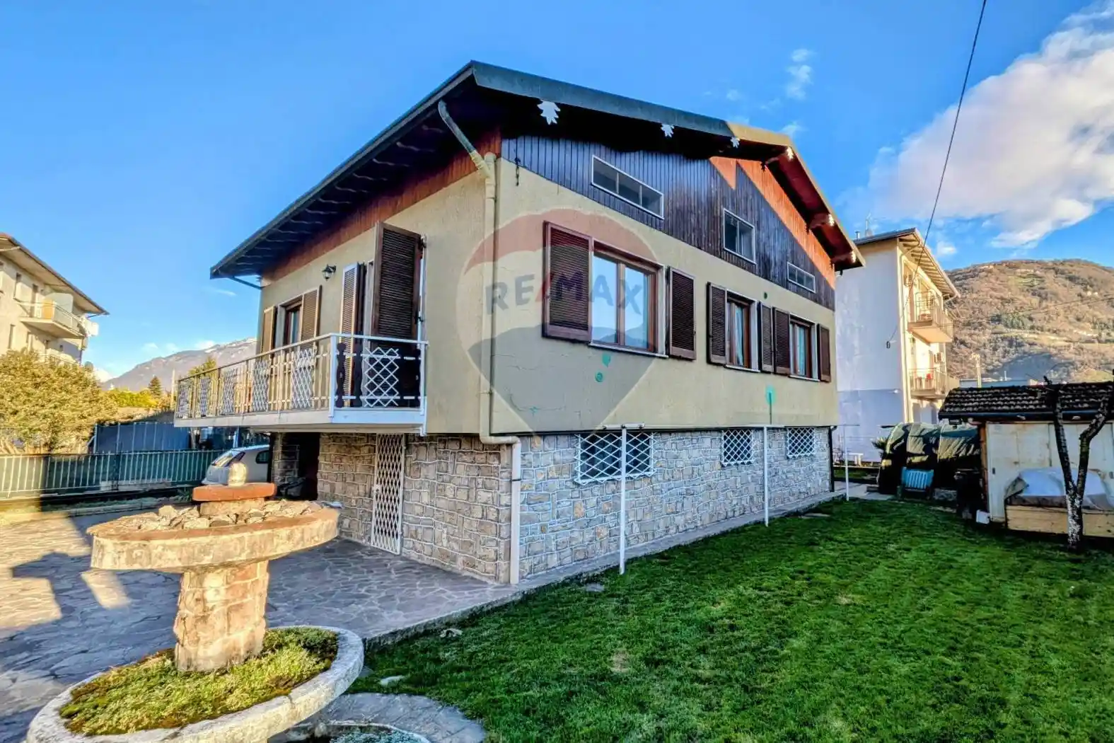 Villa unifamiliare, ottimo stato, 215 m², Centro, Costa Volpino - foto 2