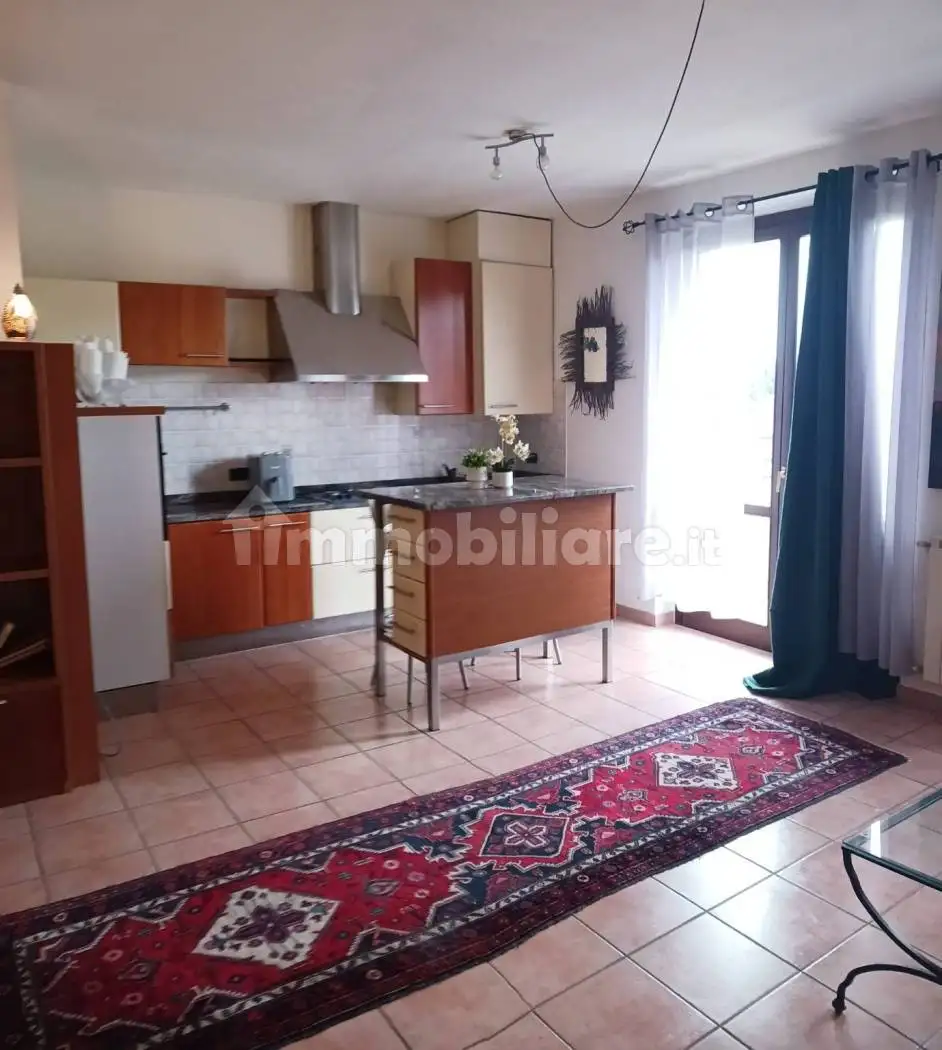 Trilocale via dei Tesoreggi, Cairate - foto 2