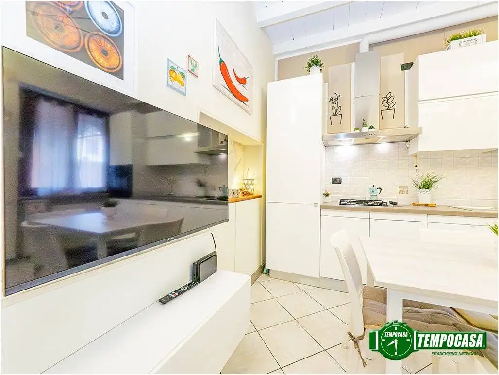 Terratetto unifamiliare via Cesare Battisti 17, Carugate - foto 4