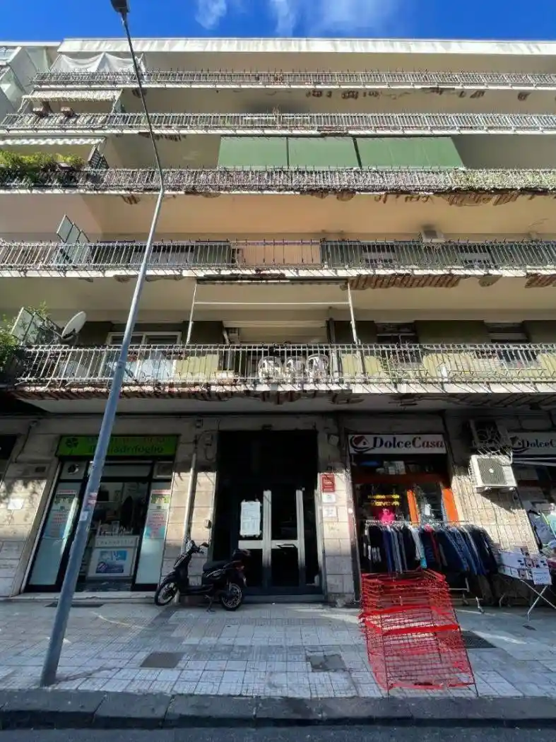 Quadrilocale via Cesare Battisti 296, Battisti - Avignone, Messina - foto 3