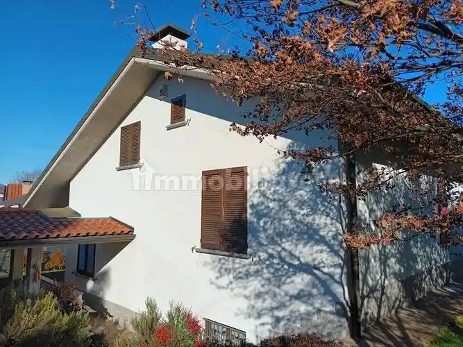 Villa unifamiliare via dei Vignò 15, Bizzozzero, Varese - foto 3