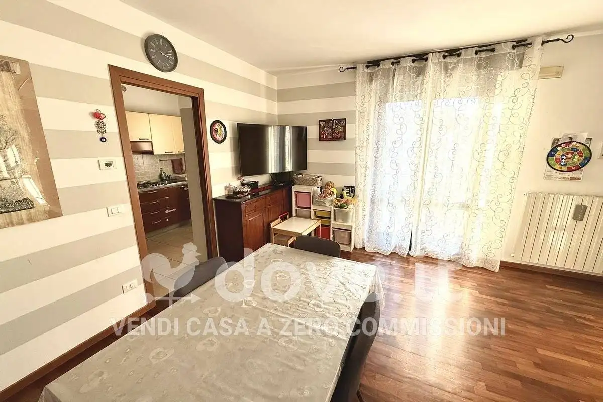 Trilocale via Arturo Toscanini 12, Calcio - foto 2