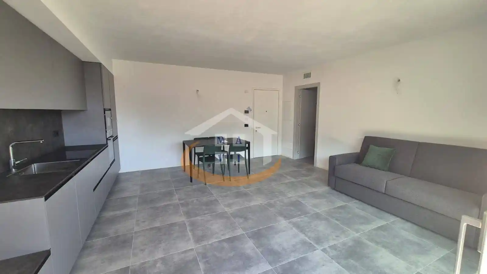 Bilocale via strada granda 5, Centro, Nago-Torbole - foto 3
