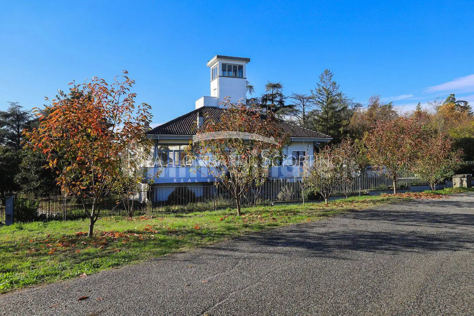 Villa in vendita a Valenza