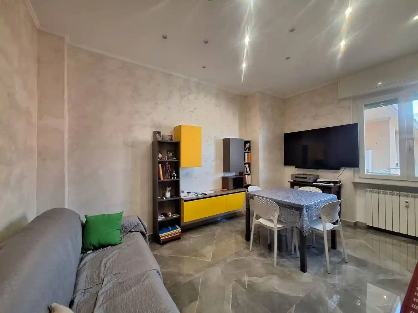 Appartamento in vendita a Genova