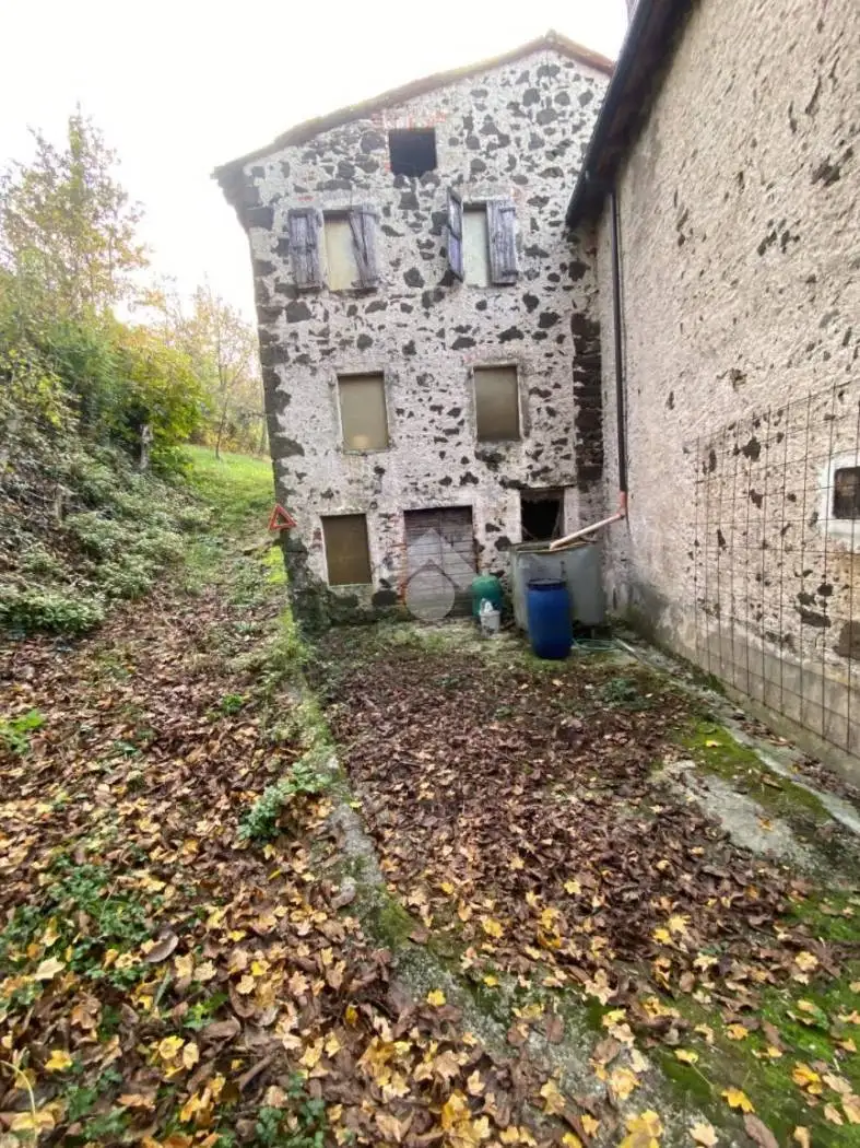 Rustico - Casale in vendita a Lugo di Vicenza