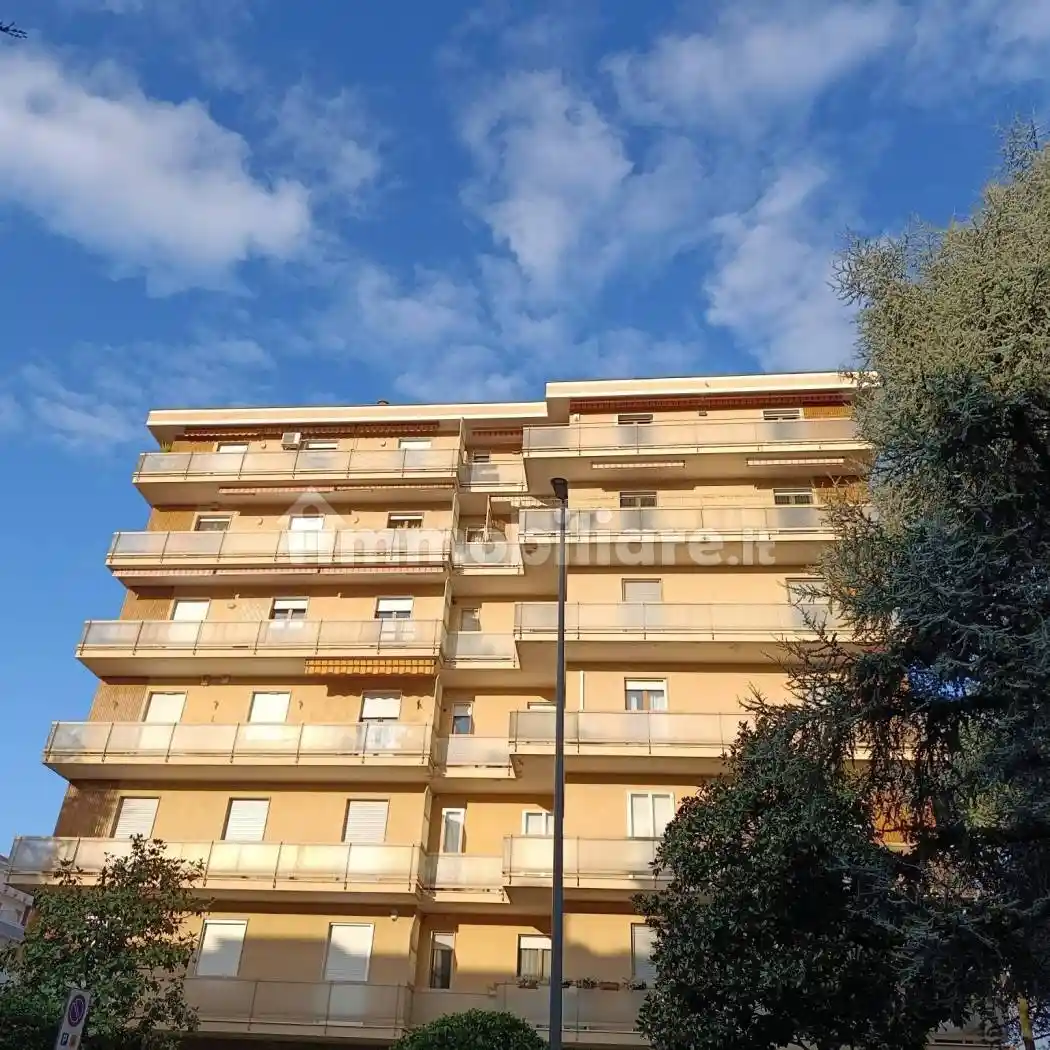 Appartamento in vendita a Piacenza