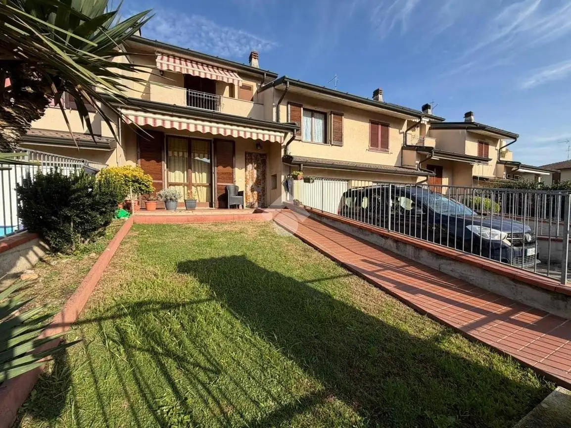 Villetta a schiera in vendita a Capralba